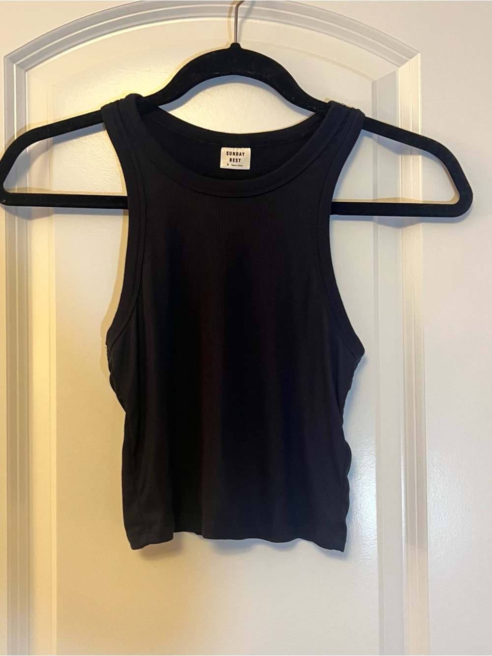 Aritzia Sunday Best Ribbed Cropped Racerback Tank Top Black - Size S